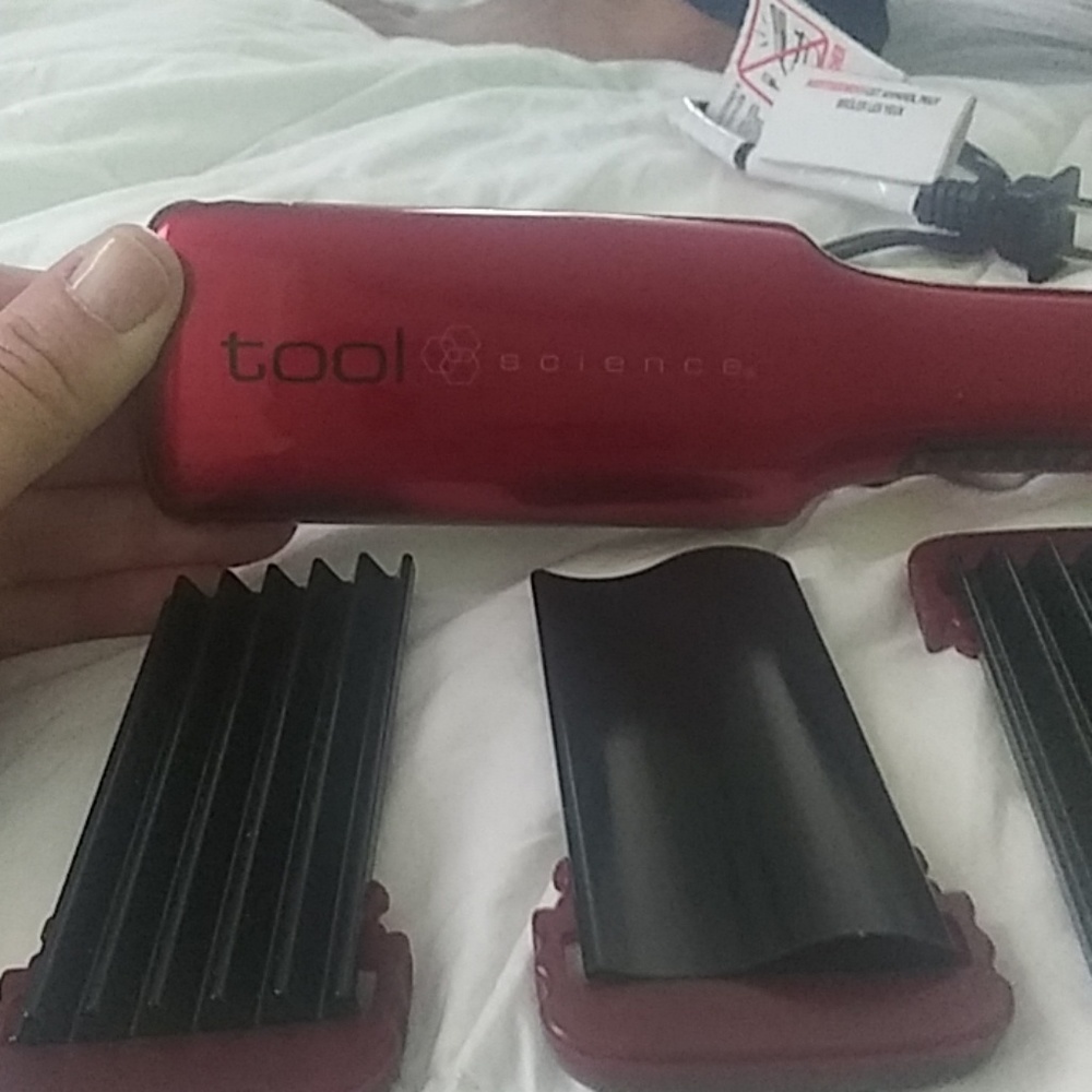 SCIENCE TOOL HAIR STRAIGHTENER 3 DIFFERENT STYLES